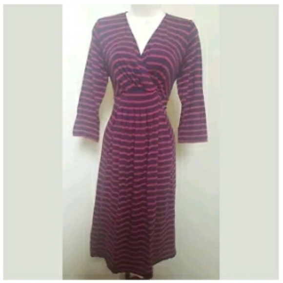 Motherhood Maternity Dresses & Skirts - Women red/blue motherhood MATERNITY dress Size s